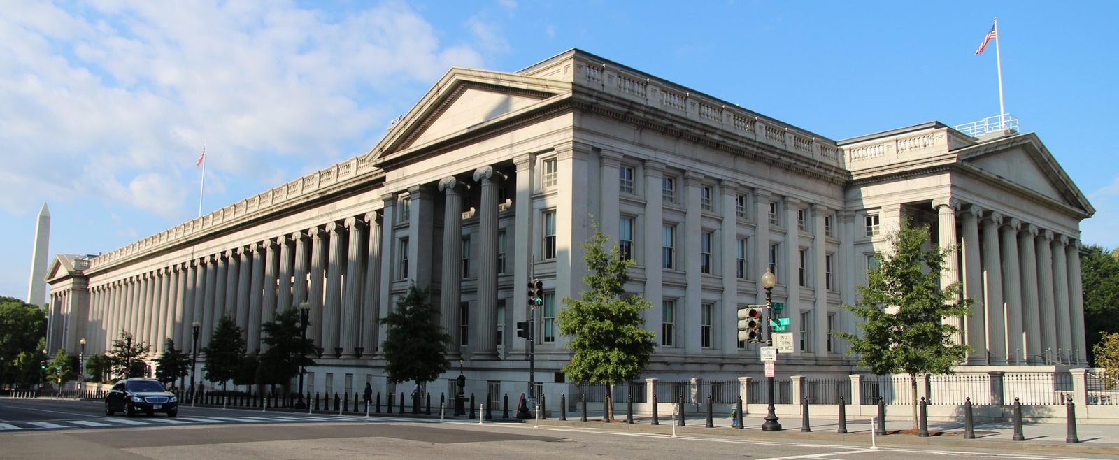 The US Treasury Building in Washington, DC, 12 August 2012. The Treasury's Office of Foreign Assets Control keeps the US sanctions list. Photo: Rchuon24 / Wikimedia Commons, CC BY-SA 3.0.